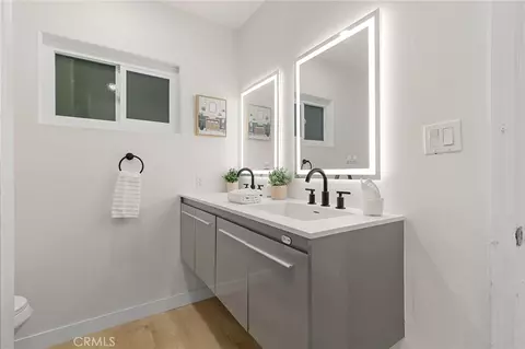 Bath - 8301 20th, Westminster, CA 92683 photo 2 of 5
