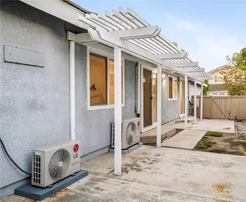 Exterior - 19 Silkberry, Irvine, CA 92614 photo 4 of 4