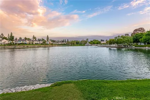 View/Area - 19 Silkberry, Irvine, CA 92614 photo 2 of 5