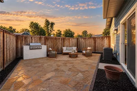 Exterior - 58 Potters Bnd, Ladera Ranch, CA 92694 photo 4 of 4