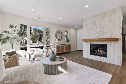 Living - 58 Potters Bnd, Ladera Ranch, CA 92694 photo 3 of 3
