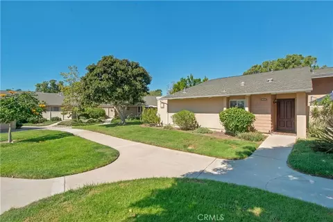 8565 Sierra Cir #916A, Huntington Beach, CA 92646