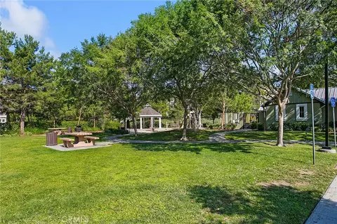 Exterior - 34 Clifford Ln, Ladera Ranch, CA 92694 photo 8 of 9
