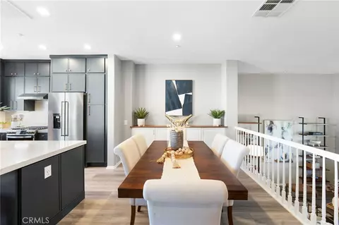 Dining - 34 Clifford Ln, Ladera Ranch, CA 92694 photo 2 of 3
