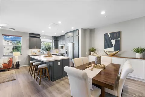 Dining - 34 Clifford Ln, Ladera Ranch, CA 92694 photo 1 of 3