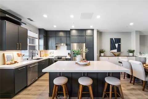 Kitchen - 34 Clifford Ln, Ladera Ranch, CA 92694 photo 7 of 7
