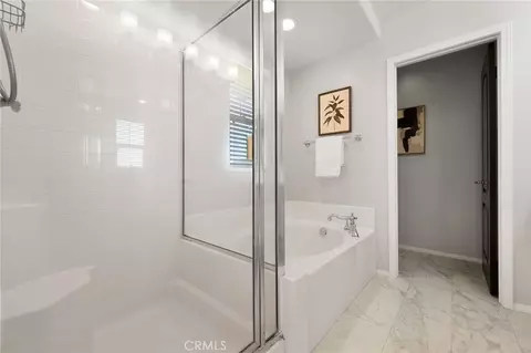 Bath - 34 Clifford Ln, Ladera Ranch, CA 92694 photo 3 of 5