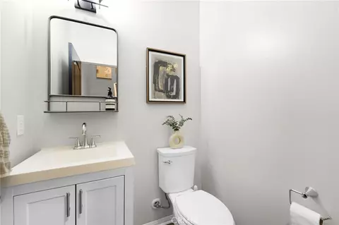 Bath - 34 Clifford Ln, Ladera Ranch, CA 92694 photo 1 of 5