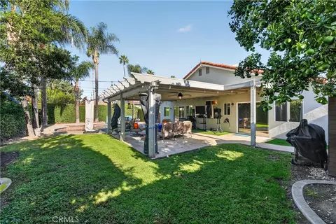 Exterior - 13673 Berkeley Ct, Fontana, CA 92336 photo 8 of 17
