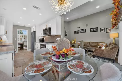Dining - 13673 Berkeley Ct, Fontana, CA 92336 photo 6 of 7