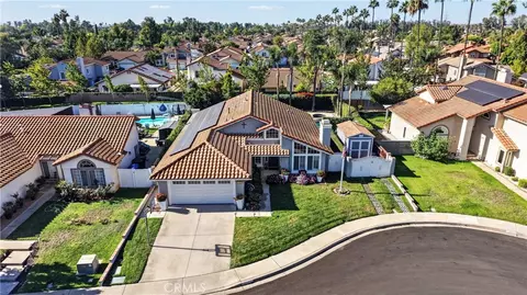 View/Area - 13673 Berkeley Ct, Fontana, CA 92336 photo 3 of 5
