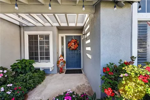 Exterior - 13673 Berkeley Ct, Fontana, CA 92336 photo 7 of 17