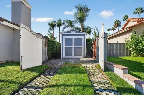 Exterior - 13673 Berkeley Ct, Fontana, CA 92336 photo 16 of 17
