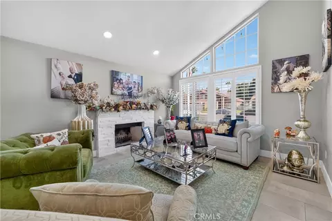 Living - 13673 Berkeley Ct, Fontana, CA 92336 photo 1 of 2