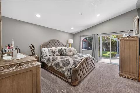Bedroom - 13673 Berkeley Ct, Fontana, CA 92336 photo 5 of 7