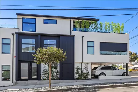 521 Iris Ave, Corona Del Mar, CA 92625