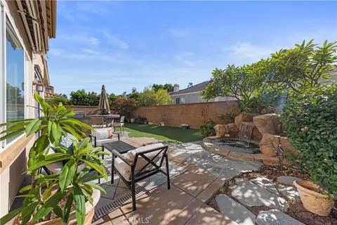 Exterior - 48 Parkcrest, Irvine, CA 92620 photo 6 of 9