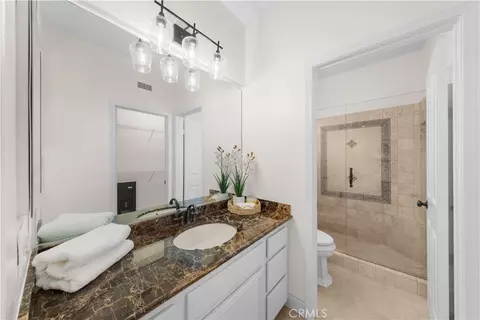 Bath - 48 Parkcrest, Irvine, CA 92620 photo 4 of 6