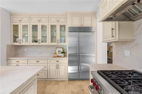 Kitchen - 48 Parkcrest, Irvine, CA 92620 photo 2 of 3