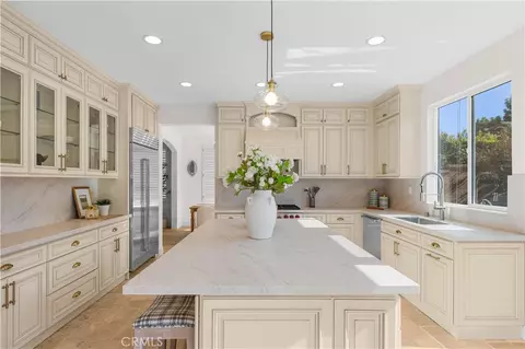 Kitchen - 48 Parkcrest, Irvine, CA 92620 photo 3 of 3