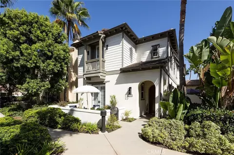 21255 Lorca Cir, Huntington Beach, CA 92648