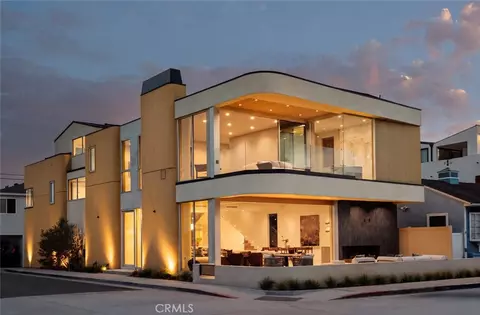 1201 W Bay Ave, Newport Beach, CA 92661