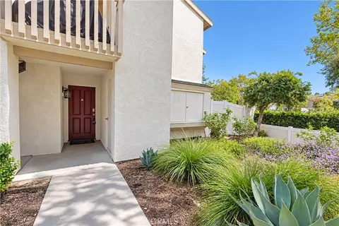 23351 La Glorieta #C, Mission Viejo, CA 92691