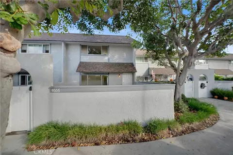 4666 Ranchview, Huntington Beach, CA 92649