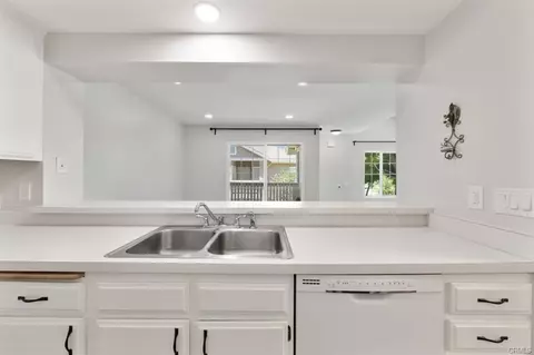 Kitchen - 115 Greenfield, Irvine, CA 92614 photo 6 of 6