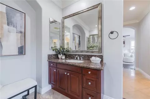 Bath - 32 Grassland, Irvine, CA 92620 photo 5 of 8