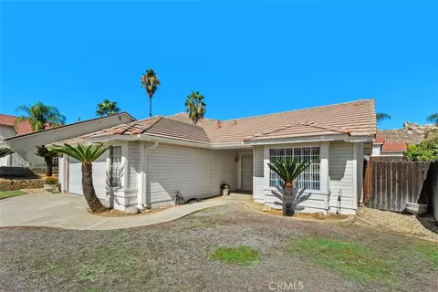22844 Climbing Rose, Moreno Valley, CA 92557