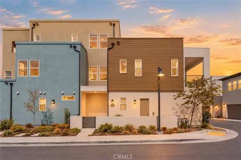 Exterior - 324 Merit, Irvine, CA 92618 photo 2 of 7
