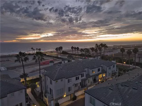 19261 Surfview Dr, Huntington Beach, CA 92648