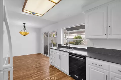 Kitchen - 14296 Suffolk, Westminster, CA 92683 photo 4 of 4