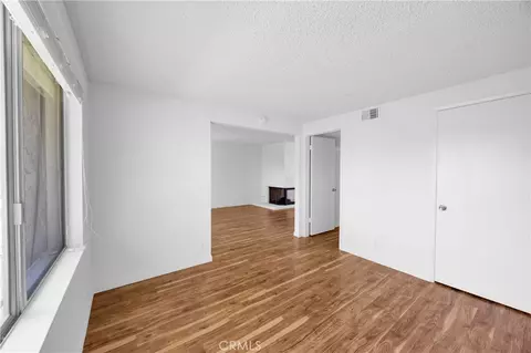 Living - 14296 Suffolk, Westminster, CA 92683 photo 7 of 7