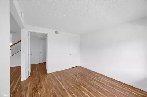 Living - 14296 Suffolk, Westminster, CA 92683 photo 6 of 7