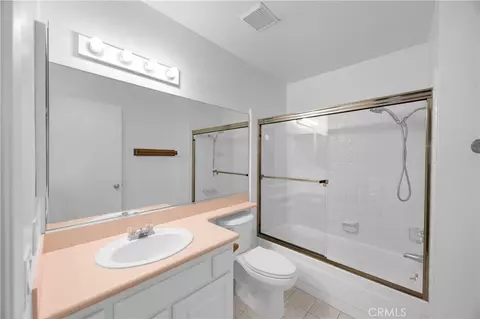 Bath - 14296 Suffolk, Westminster, CA 92683 photo 7 of 7