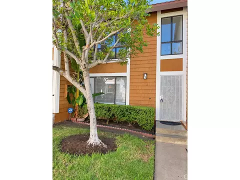 25885 Trabuco Rd, Lake Forest, CA 92630