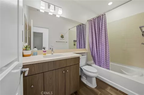 Bath - Undisclosed, Indio, CA 92201 photo 2 of 2