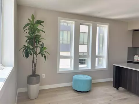 Living - 39 S Los Robles #3002, Pasadena, CA 91101 photo 5 of 6