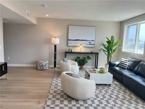 Living - 39 S Los Robles #3002, Pasadena, CA 91101 photo 3 of 6