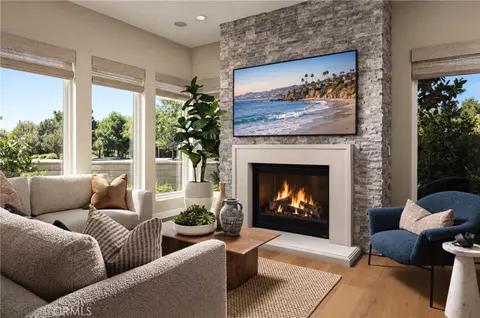 Living - 129 Shell, Irvine, CA 92618 photo 2 of 7
