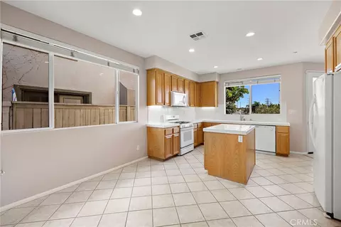 Kitchen - 20 Corte Pasillo, San Clemente, CA 92673 photo 3 of 7