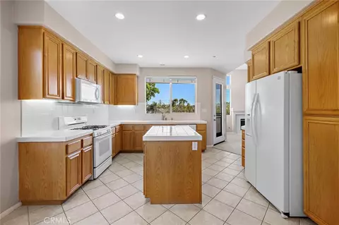 Kitchen - 20 Corte Pasillo, San Clemente, CA 92673 photo 2 of 7