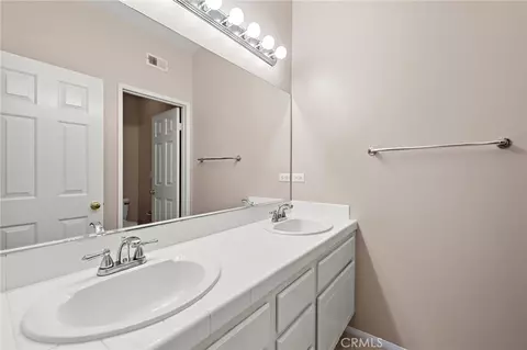 Bath - 20 Corte Pasillo, San Clemente, CA 92673 photo 3 of 4