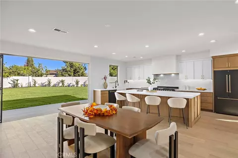 Dining - 3 Sunset Riv, Irvine, CA 92604 photo 1 of 3