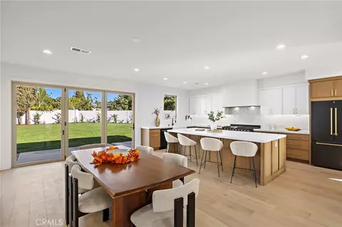 Dining - 3 Sunset Riv, Irvine, CA 92604 photo 3 of 3