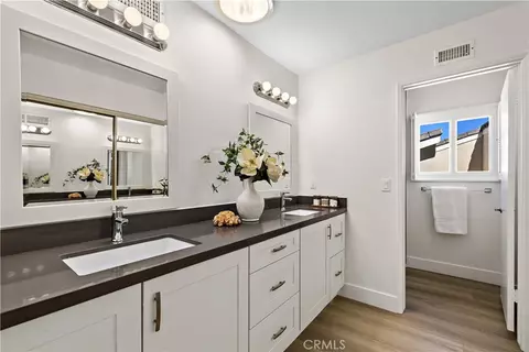 Bath - 17802 Arbor, Irvine, CA 92612 photo 3 of 4