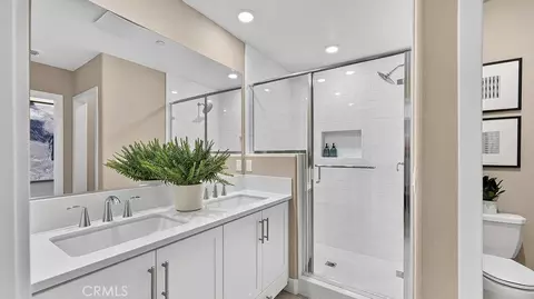 Bath - 500 Park Dr #114, Carson, CA 90745 photo 1 of 4