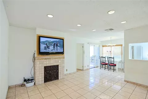 Living - 11 Orchard, Irvine, CA 92618 photo 4 of 5